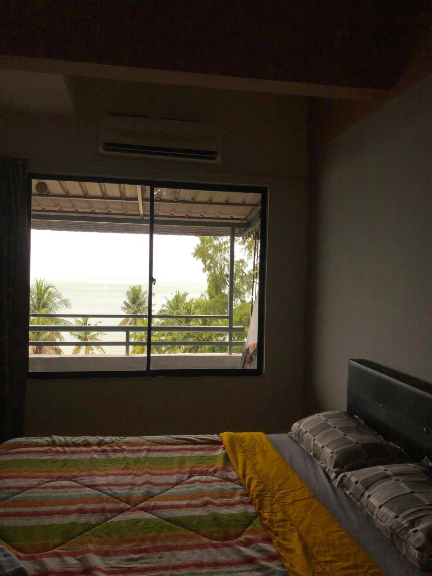 Pd Infront Seaview Apartment Port Dickson Exterior photo
